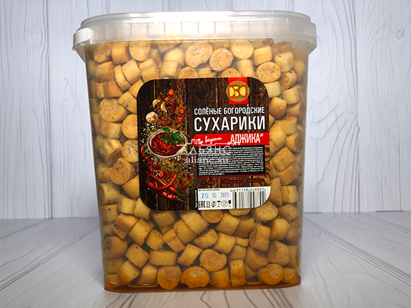 Сухарики с аджикой в Ново-Переделкино