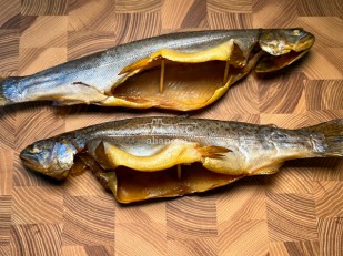 Диспенсеры для снеков: Форель радужная х/к