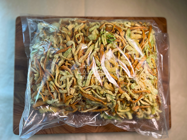 Нитка ЖАРЕНАЯ "Васаби" Oktobersnack 1 кг (сырный продукт) в Ново-Переделкино